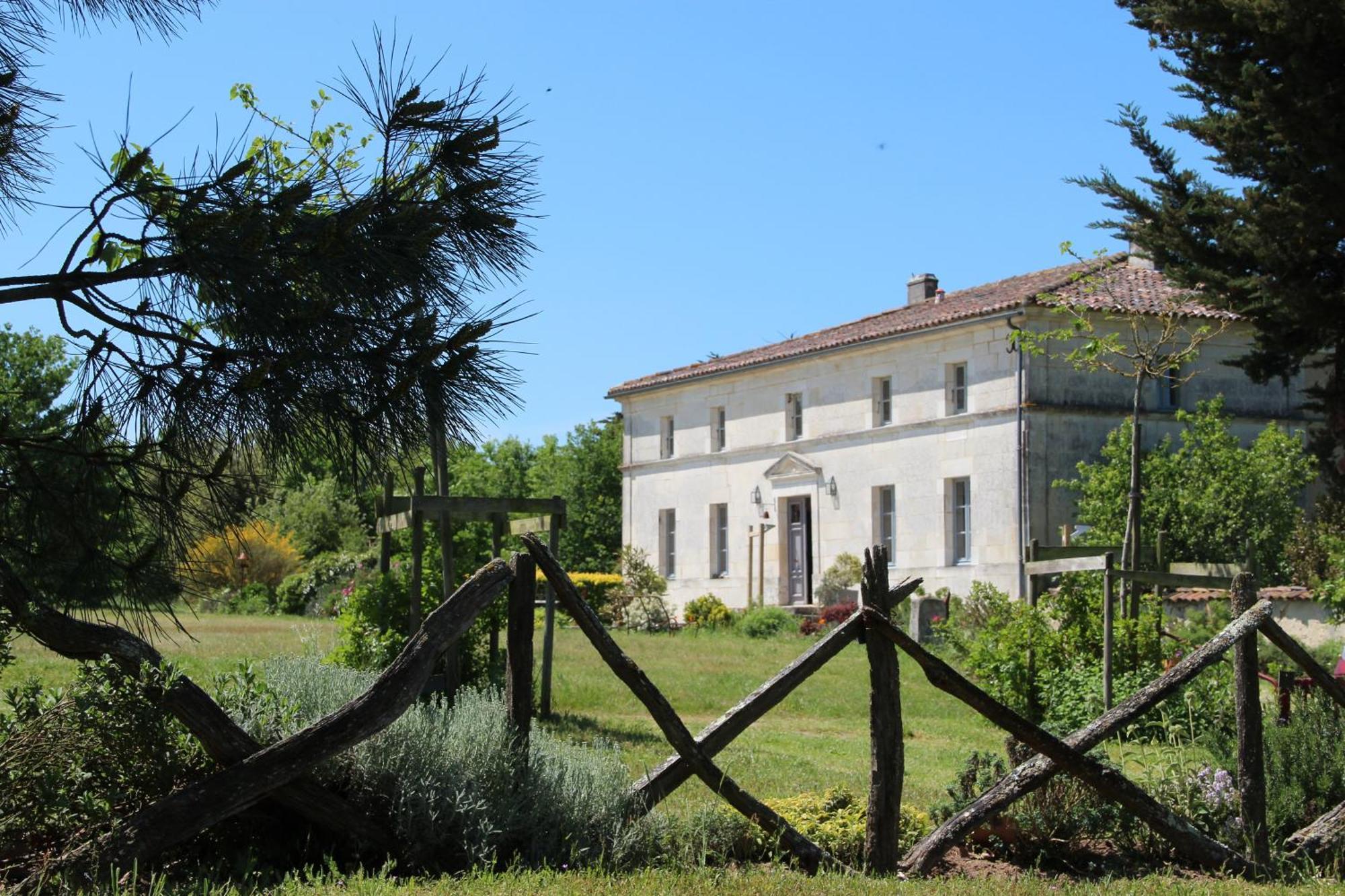 فندق Domaine Terroceane La-Gripperie-Saint-Symphorien المظهر الخارجي الصورة